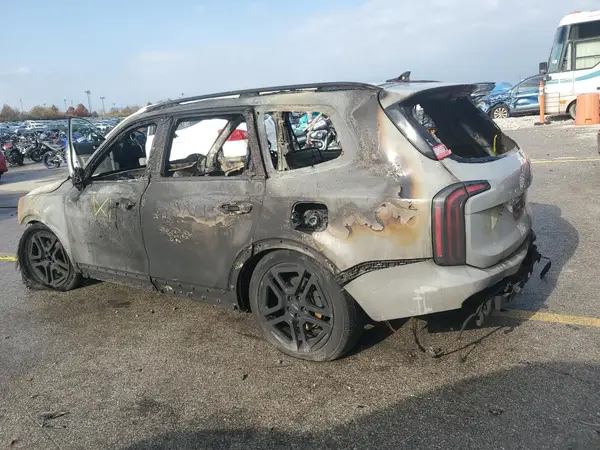 5XYP3DGC8RG452220 2024 KIA TELLURIDE - Image 2