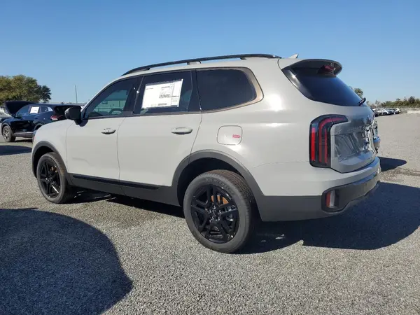 5XYP3DGC8RG555833 2024 KIA TELLURIDE - Image 2