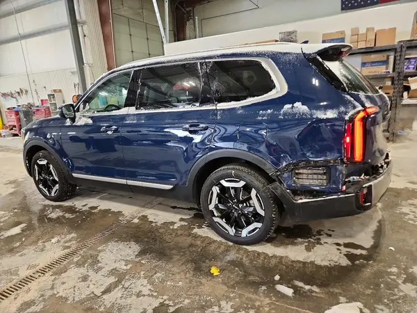 5XYP3DGC8RG565035 2024 KIA TELLURIDE - Image 2
