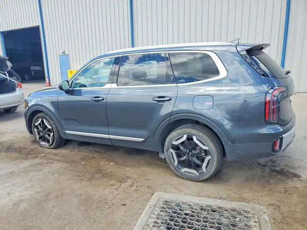 5XYP3DGC9RG419016 2024 KIA TELLURIDE - Image 2