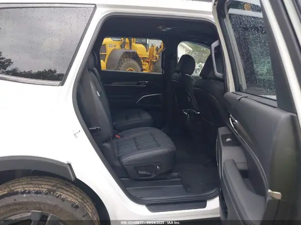 5XYP3DGC9RG562726 2024 KIA TELLURIDE - Image 8