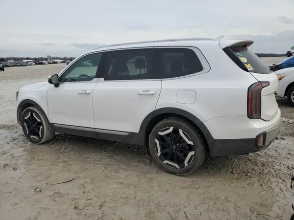 5XYP3DGCXPG360183 2023 KIA TELLURIDE - Image 2