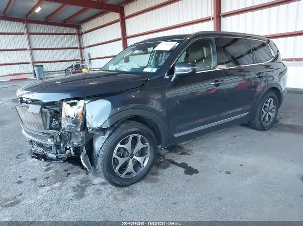 5XYP3DHC0LG032165 2020 KIA TELLURIDE - Image 2