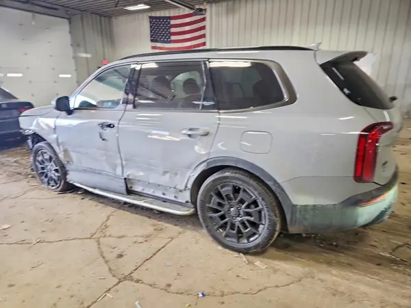 5XYP3DHC0MG188353 2021 KIA TELLURIDE - Image 2