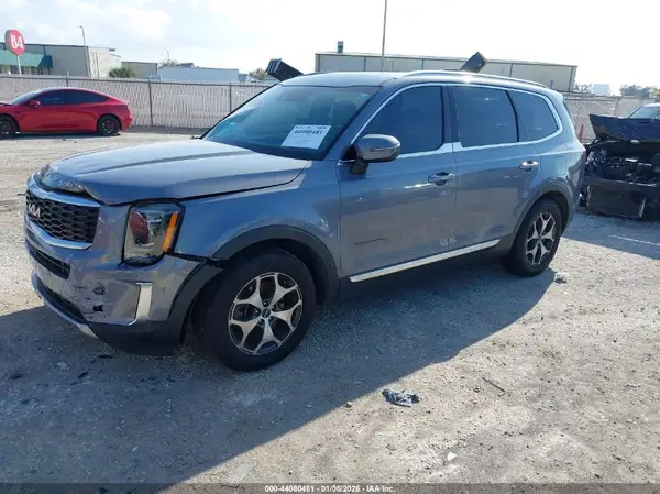 5XYP3DHC0NG210868 2022 KIA TELLURIDE - Image 2