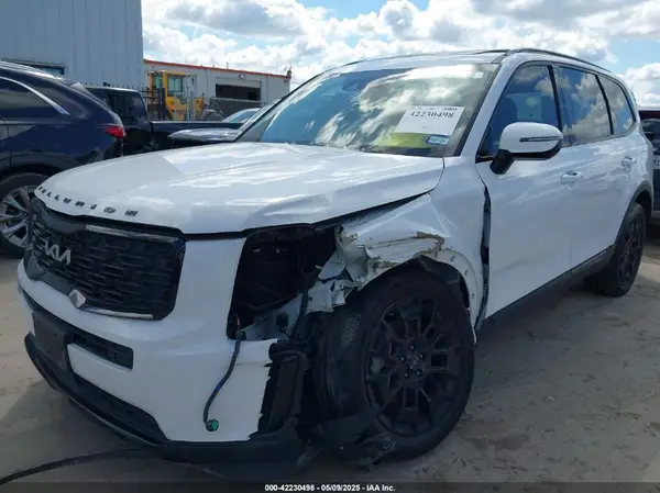5XYP3DHC0NG267782 2022 KIA TELLURIDE - Image 2