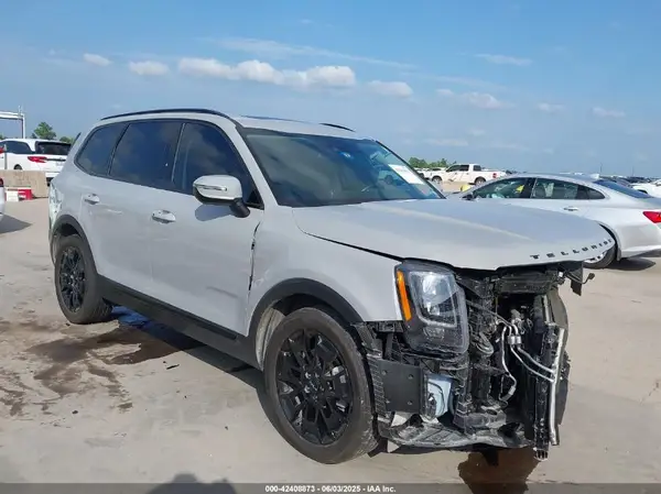 5XYP3DHC0NG318682 2022 KIA TELLURIDE - Image 1