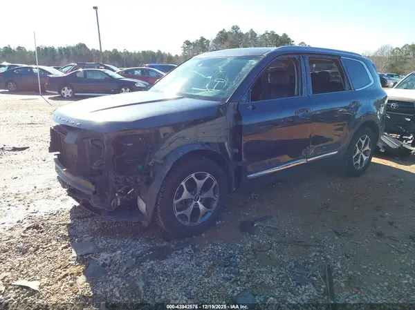 5XYP3DHC1LG001524 2020 KIA TELLURIDE - Image 2