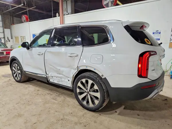 5XYP3DHC1LG091628 2020 KIA TELLURIDE - Image 2