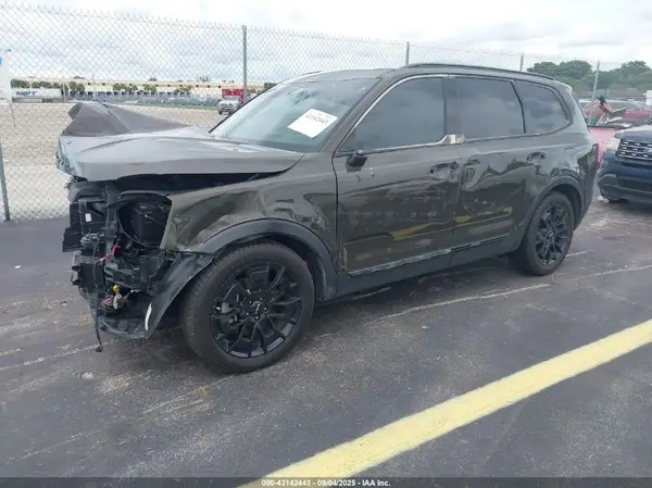 5XYP3DHC1NG320795 2022 KIA TELLURIDE - Image 2