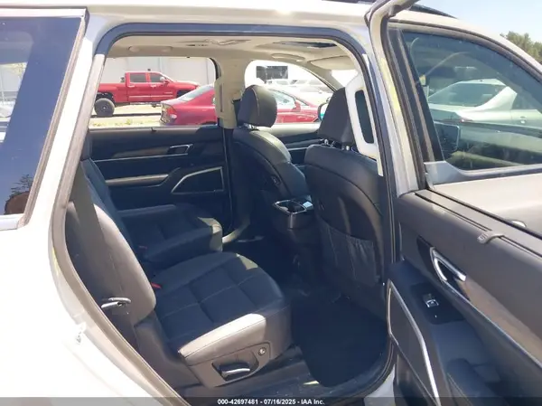 5XYP3DHC2NG208636 2022 KIA TELLURIDE - Image 8