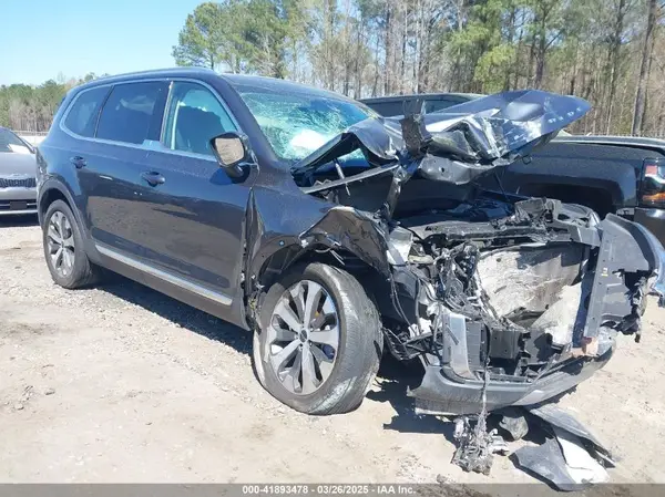 5XYP3DHC2NG226263 2022 KIA TELLURIDE - Image 1
