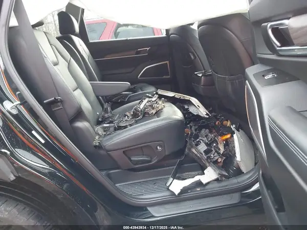 5XYP3DHC2NG259344 2022 KIA TELLURIDE - Image 8