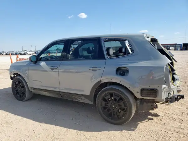 5XYP3DHC2NG296796 2022 KIA TELLURIDE - Image 2