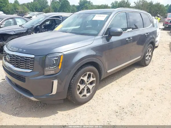 5XYP3DHC3LG049879 2020 KIA TELLURIDE - Image 2