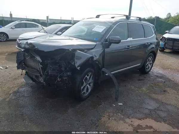 5XYP3DHC3LG068481 2020 KIA TELLURIDE - Image 2