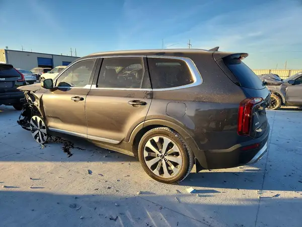 5XYP3DHC3LG085555 2020 KIA TELLURIDE - Image 2