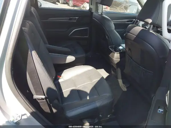 5XYP3DHC3NG313881 2022 KIA TELLURIDE - Image 8