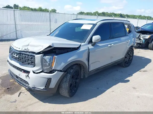 5XYP3DHC4NG256929 2022 KIA TELLURIDE - Image 2