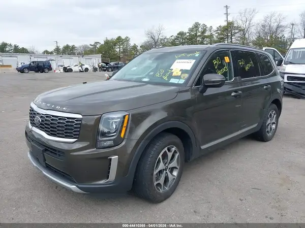 5XYP3DHC5LG052072 2020 KIA TELLURIDE - Image 2