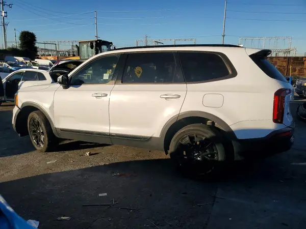 5XYP3DHC5NG274856 2022 KIA TELLURIDE - Image 2
