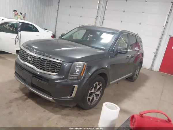 5XYP3DHC6LG040710 2020 KIA TELLURIDE - Image 2