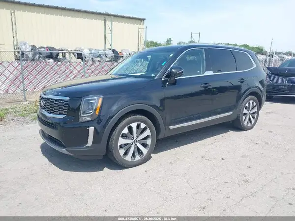 5XYP3DHC6LG055921 2020 KIA TELLURIDE - Image 2