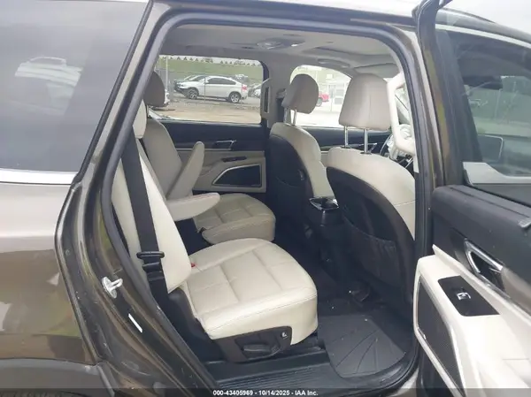 5XYP3DHC6LG057684 2020 KIA TELLURIDE - Image 8