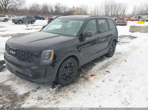 5XYP3DHC7NG299645 2022 KIA TELLURIDE - Image 2