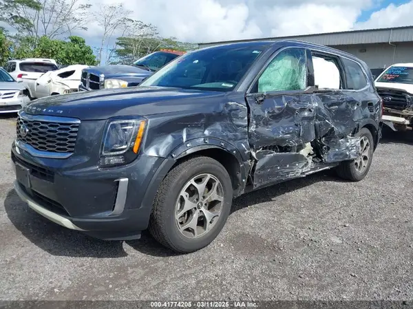 5XYP3DHC8LG002833 2020 KIA TELLURIDE - Image 2