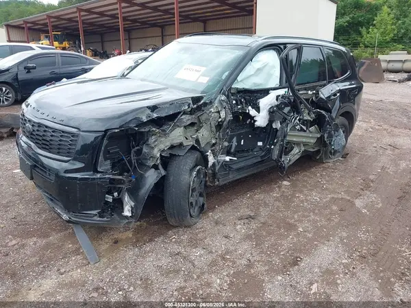 5XYP3DHC8LG062465 2020 KIA TELLURIDE - Image 2