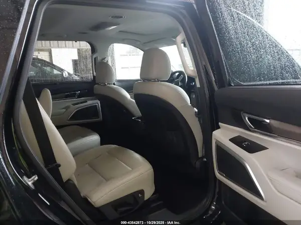 5XYP3DHC8MG101704 2021 KIA TELLURIDE - Image 8