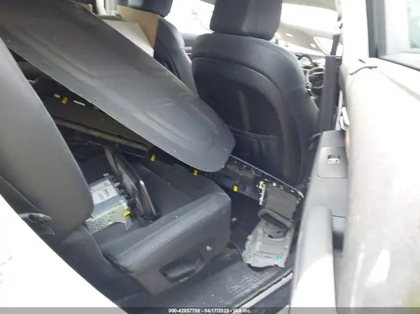 5XYP3DHC8NG225473 2022 KIA TELLURIDE - Image 8