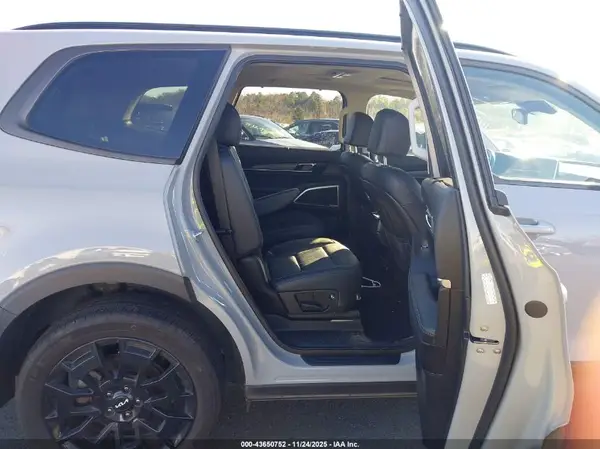 5XYP3DHC8NG231516 2022 KIA TELLURIDE - Image 8