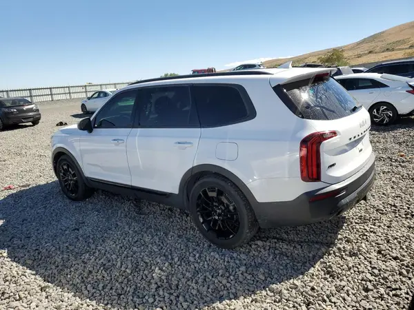 5XYP3DHC8NG275094 2022 KIA TELLURIDE - Image 2