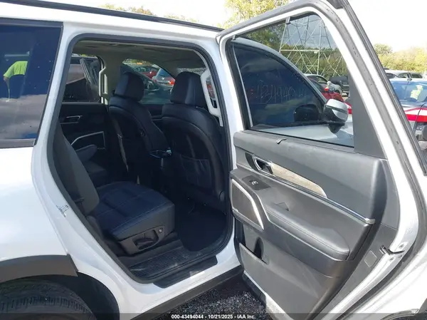 5XYP3DHC8NG322205 2022 KIA TELLURIDE - Image 8