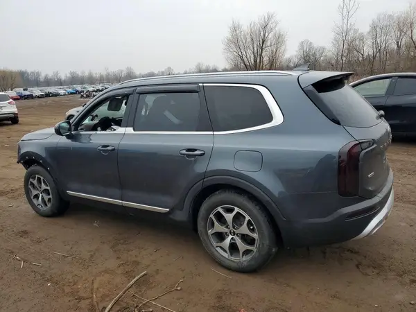 5XYP3DHC9LG018832 2020 KIA TELLURIDE - Image 2