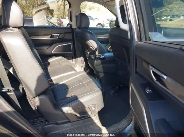 5XYP3DHC9LG030219 2020 KIA TELLURIDE - Image 8