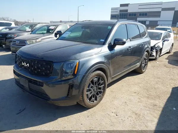 5XYP3DHC9NG281504 2022 KIA TELLURIDE - Image 2