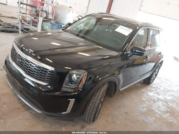 5XYP3DHCXLG040371 2020 KIA TELLURIDE - Image 2