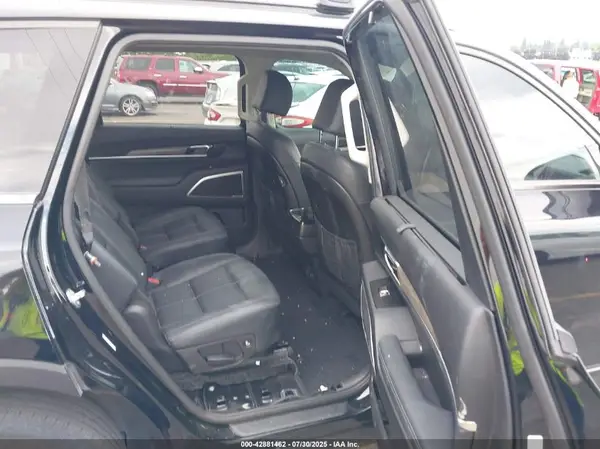 5XYP3DHCXNG240279 2022 KIA TELLURIDE - Image 8