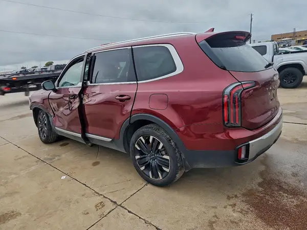 5XYP54GC3PG394833 2023 KIA TELLURIDE - Image 2