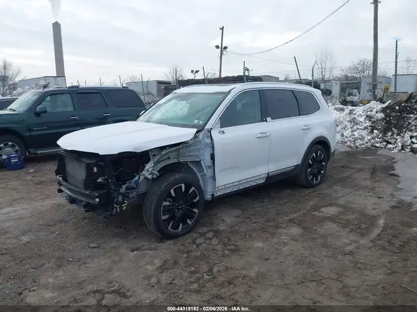 5XYP54GC5PG327845 2023 KIA TELLURIDE - Image 2