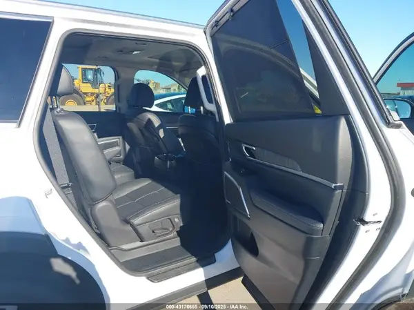 5XYP54GC7RG540248 2024 KIA TELLURIDE - Image 8