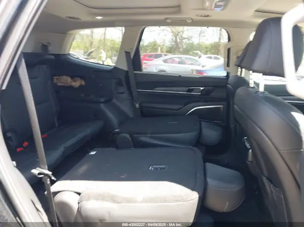5XYP54GC9PG405379 2023 KIA TELLURIDE - Image 8