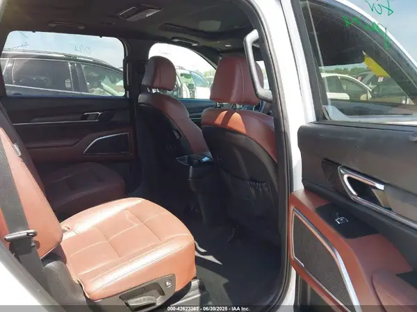 5XYP54GCXRG421819 2024 KIA TELLURIDE - Image 8