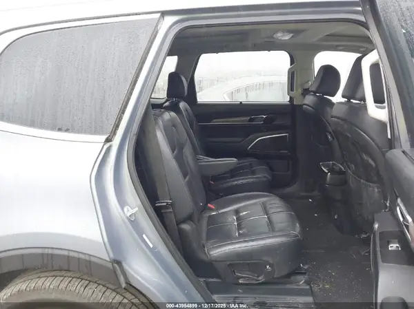 5XYP54HC0LG022570 2020 KIA TELLURIDE - Image 8