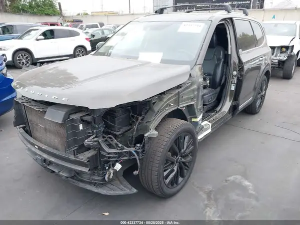5XYP54HC0NG211061 2022 KIA TELLURIDE - Image 2