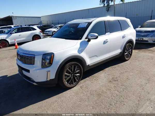 5XYP54HC2LG024837 2020 KIA TELLURIDE - Image 2