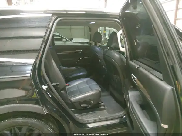 5XYP54HC2LG030735 2020 KIA TELLURIDE - Image 8